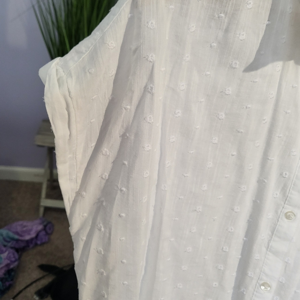 NWOT Old Navy white eyelet blouse L - Picture 4 of 4